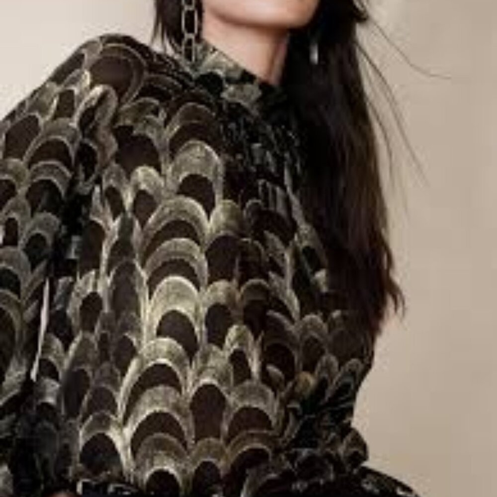 BR Mali Metallic Silk Jacquard Top